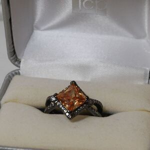 Elegant Sterling silver slate ring size 7 Marcasite details citrine gemstone‎
